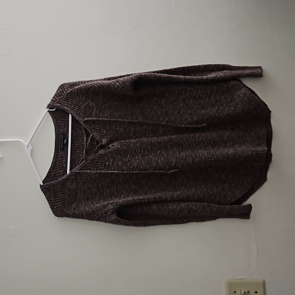 Small American Eagle Sweater